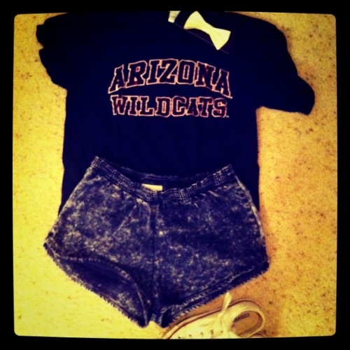 College T shirt, American Apparel washed out shorts, AA bow!